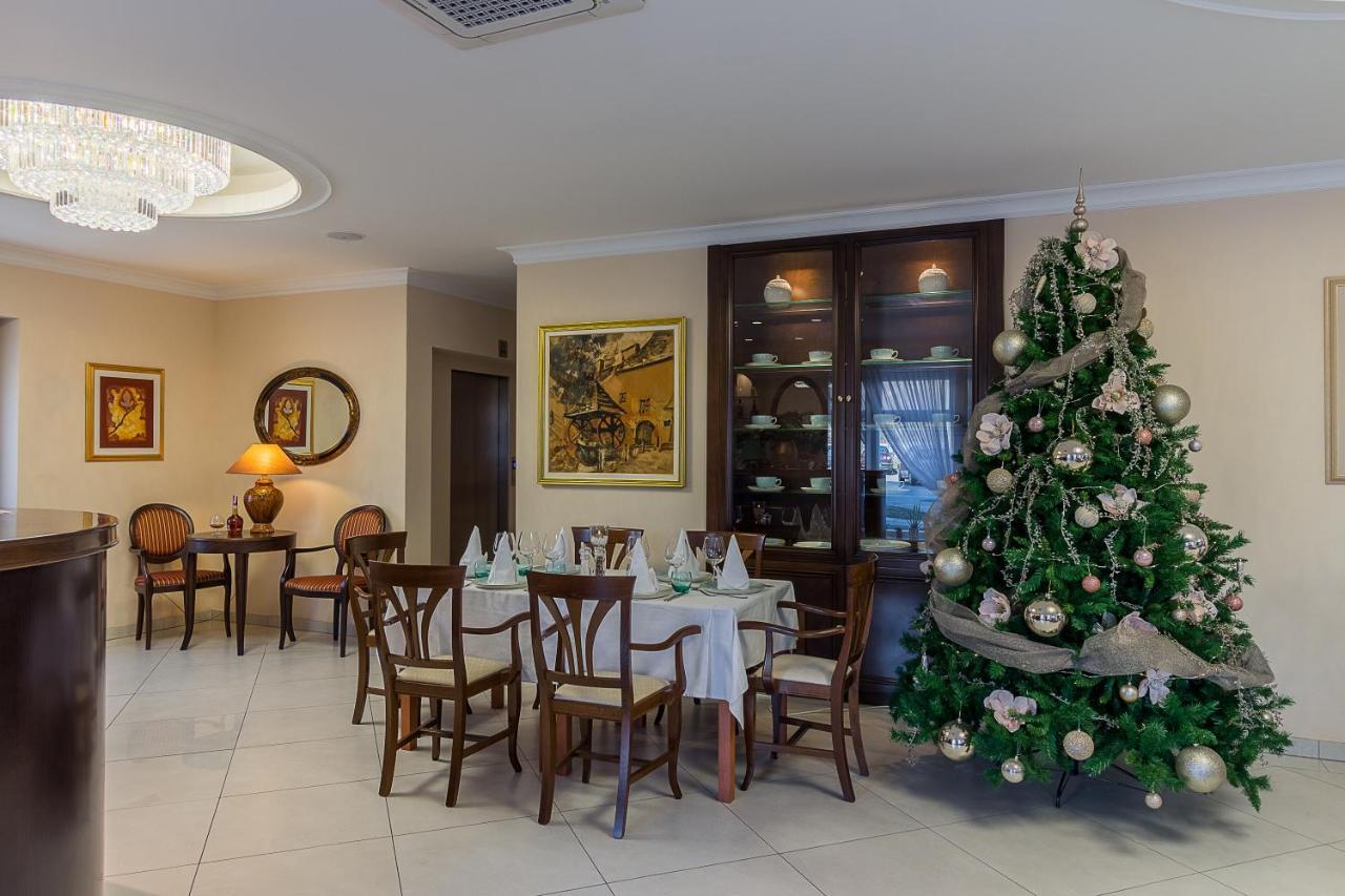Hotel Maroon 萨格勒布 外观 照片