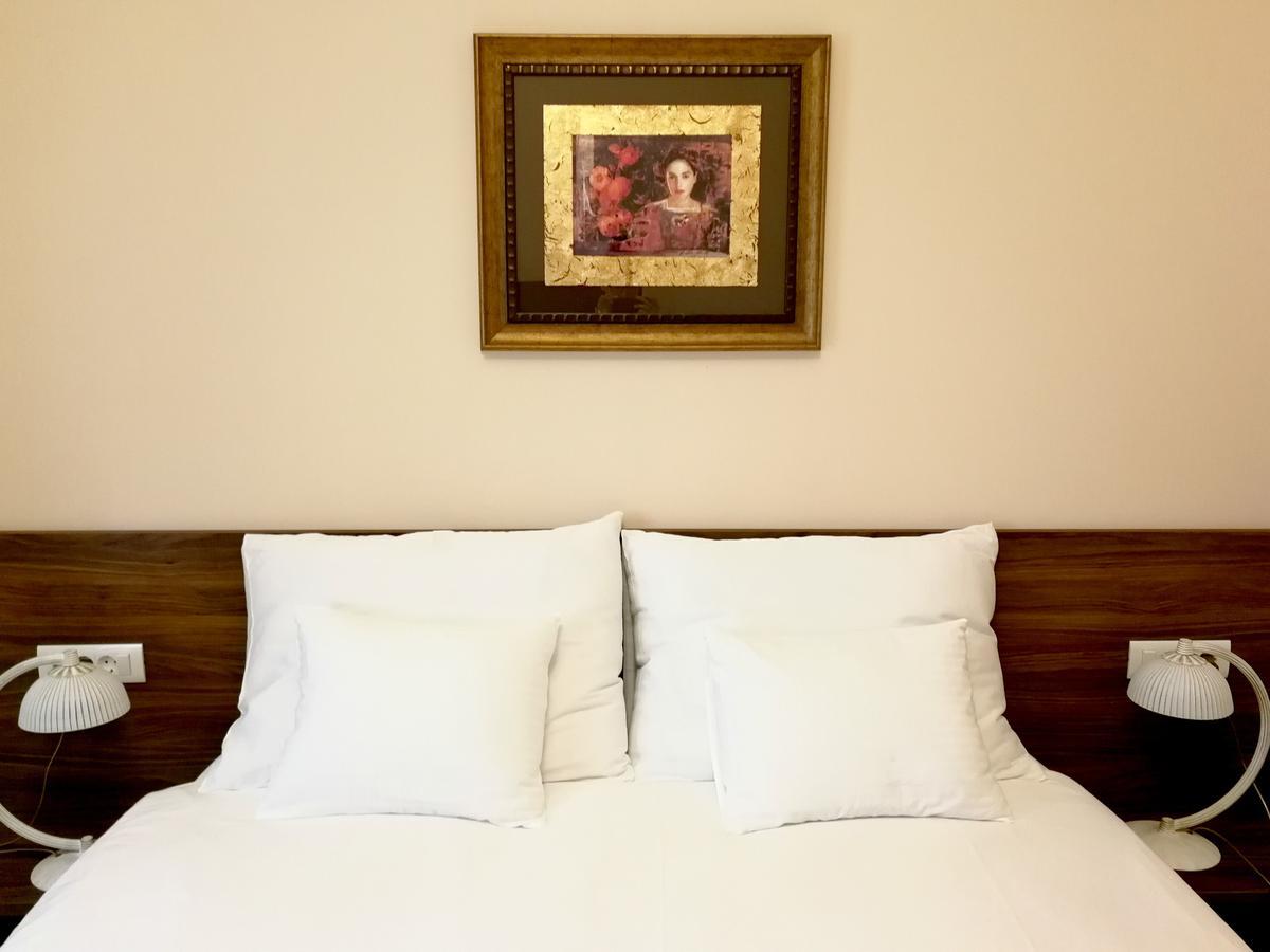 Hotel Maroon 萨格勒布 外观 照片