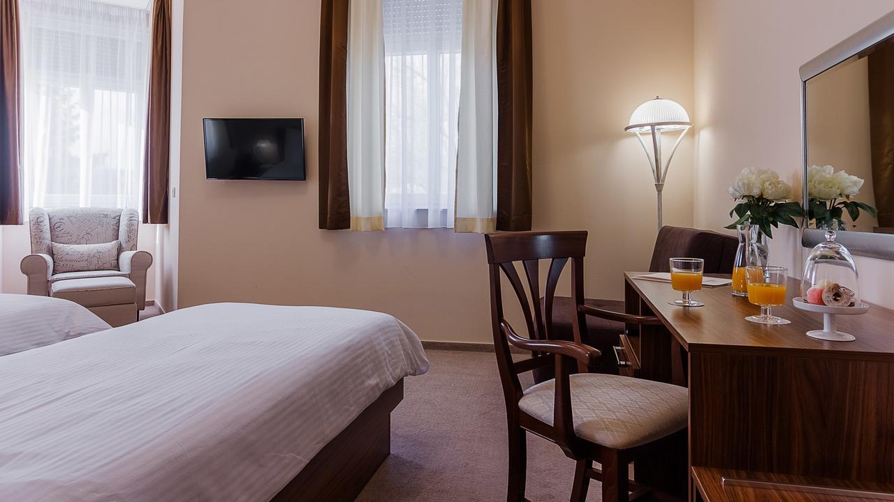 Hotel Maroon 萨格勒布 外观 照片